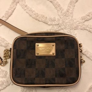 Michael Kors Cross body